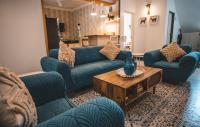 Casa Da Felicidad 3BHK Villa with Lawn & 2 Sun decks - B&B Cana