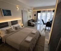Marine Apartment - Bed and Breakfast Néa Péramos
