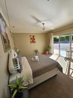 Living in the moment - Deluxe, Ensuite Bedroom - B&B Windhoek