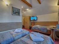Habitación Triple Básica