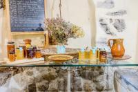 Arte, diseño y privacidad en plena naturaleza - B&B Sitges