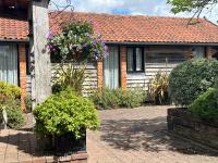 Old Field Barn Luxury B&B - B&B Attleborough