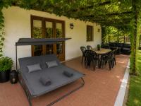 Sefira Homes Y - Bed and Breakfast Keszthely