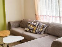 Bright & Peaceful 2-Bedroom Apartment Near Tirana Zoo and the Park - B&B Tirana