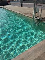 Apartamento con piscina ,parking y aire acondicionado - B&B Sant Carles de la Ràpita
