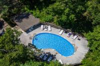 Smoky Mountain Cabin with Hot Tub & Resort Amenities - Chambres d'hôtes Gatlinburg