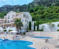 Breathtaking Kotor Bay Views, Pool & Relaxing 2BR - B&B Muo