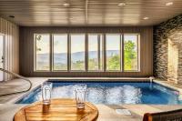 Luxury Cabin with Pool, Theater & Views - B&B Sevierville
