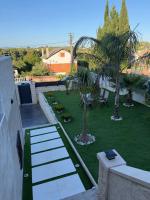 Villa Mery Montserrat - B&B Piera