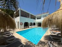 Casa Holandaluzas Marbella near Beach, with salt water Pool and private parking - B&B Marbella