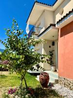 Horizon House, with Olive Grove and a small Vineyard - Bed and Breakfast Amarynthos