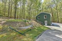Peaceful Mountain Retreat Near Appalachian Trail, Wineries, Breweries and More - B&B Mountain Lake