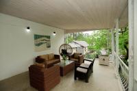 Qiwi House - B&B Ureki