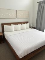 Apartamento de 3 dormitorios con balcón
