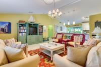 4 Mi to Siesta Key Beach! Spacious Family Getaway - B&B Sarasota
