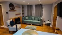 UMove Suites Calderón - Chambres d'hôtes Calderón
