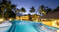 Apartment with Pool View 