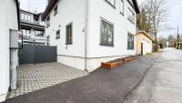 Bright new 5BR Kerrisdale House - Chambres d'hôtes Vancouver