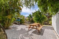 Moorea Mahana house with Private Canal to Lagoon - Bed and Breakfast Maraa