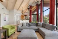 West Sedona Oasis Spa Pool Table Sleeps 16 - B&B Sedona