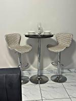 Elite Luxury Garden Escape, Executive Cottage in Welkom with Wi-Fi & Parking - Chambres d'hôtes Welkom