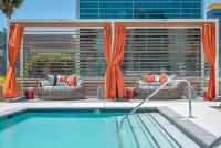 Stylish apartment with a perfect pool - B&B Los Angeles
