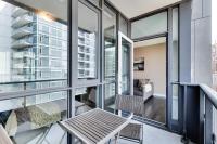 Spectacular Views Apartments - B&B Toronto
