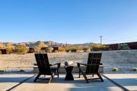 Sundial by Fieldtrip - Modern Luxury with Hot Tub Mountain Views - B&B Joshua Tree