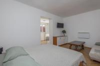 Apartment mit Terrasse