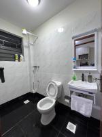 Kreative Spaces Airbnbs - B&B Nairobi