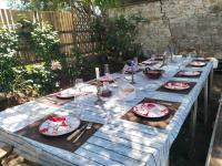 Can Camós - Masia Rural - B&B Llagostera