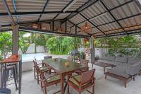 City Life Private Pool Villa - B&B Chiang Mai