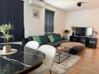 Moderne 2-Zimmer Wohnung mit Klima & Parkplatz in Graz - Chambres d'hôtes Graz