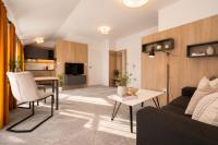 ALURE RESIDENCES 11 - 24h self check-in & private parking next to the apartment building included, CITY CENTER right on SNP Square in a quiet passage, new building, best deal in town - Bed and Breakfast Banská Bystrica