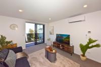 Fresh and Modern 1BR Stay in Manchester - B&B Christchurch