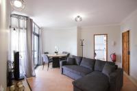Modern 3- Bedroom Retreat in Faro’s City Center - B&B Faro