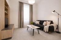 ALURE RESIDENCES 2 - 24h self check-in & private parking next to the apartment building included, CITY CENTER right on SNP Square in a quiet passage, new building, best deal in town - Chambres d'hôtes Banská Bystrica