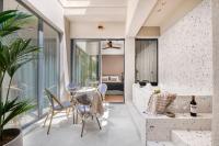 Dock 38 Apartments Collection - Bed and Breakfast Piraeus