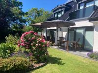 Haus Südwind am Ostdeich - Bed and Breakfast Büsum