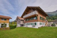 Clarke's Lakeside Chalet - B&B Leissigen