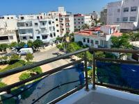 Appartamento con 2 Camere da Letto e Balcone
