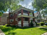 Elegant and Chic 2Bed 2Bath steps from the lake! - B&B Chicago