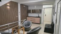 Appartamento con 2 Camere da Letto e Balcone