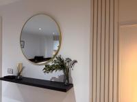 Central Leeds Two Bed Two Bath City View with Balcony - B&B Leeds