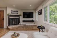 Downtown Luxury Retreat King Bed 3 Br Sleeps 6 - B&B Anchorage
