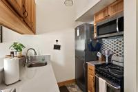 TahoeCozy with Pool Hot Tub and Near Northstar - B&B Tahoe Vista