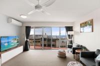 Highpoint Unit 2, 35 Maltman Street, Kings Beach - B&B Caloundra