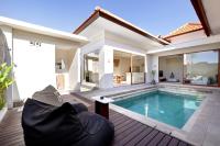 The R Villa Talang - Brand New Near Beach & Stunning Sunsets - B&B Tanah Lot