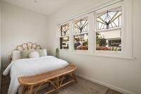The Tide - Brunch & Bronte to Bondi Coastal Walk - Bed and Breakfast Sydney
