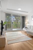 Heart of city modern 2BR free parking, near ANU, with pool,gym - Chambres d'hôtes Broughton Vale
